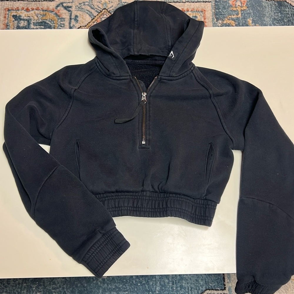 Gymshark Cropped Sweatshirt
